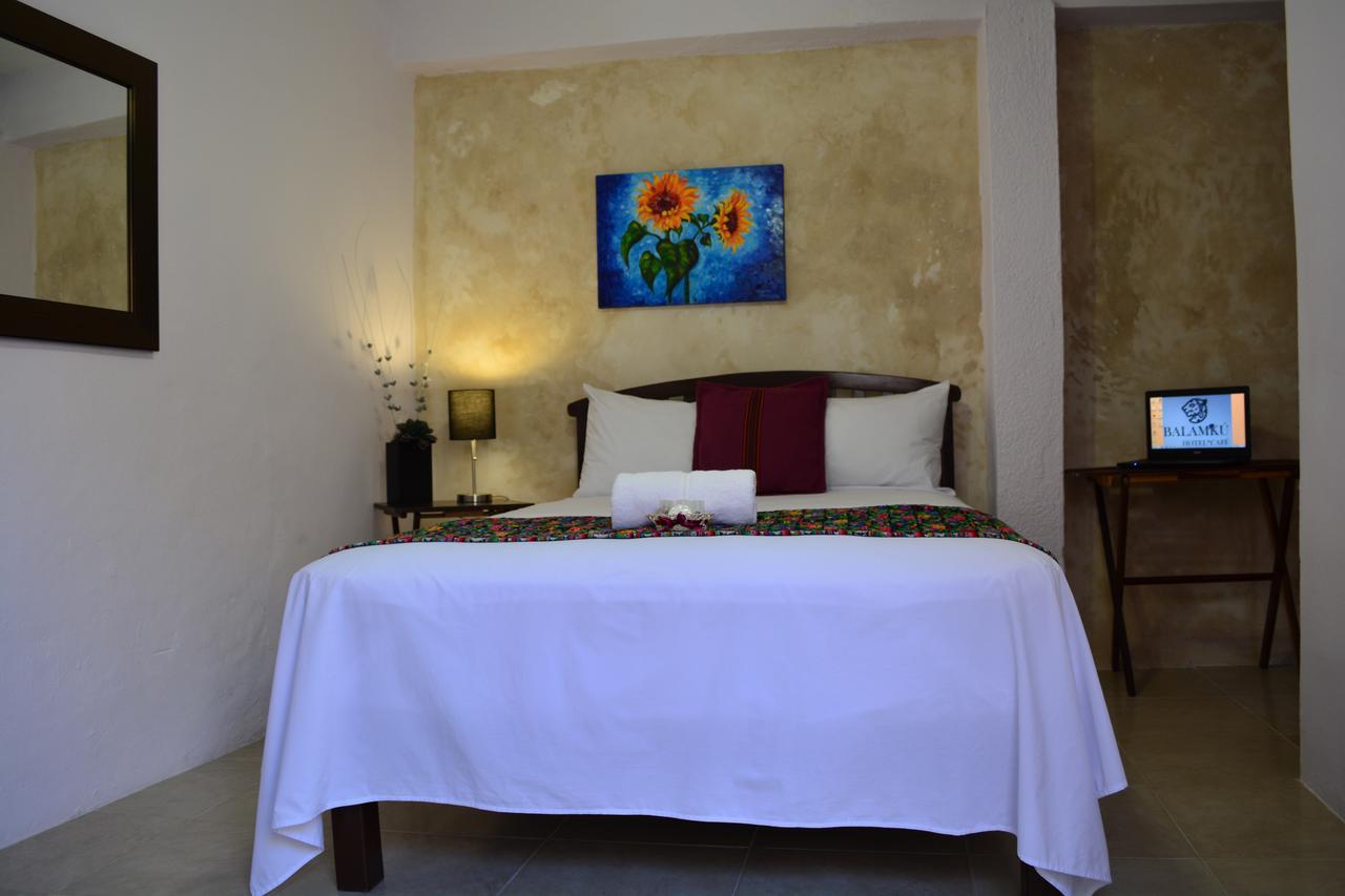 Balamku Hotel Petit Campeche Zewnętrze zdjęcie